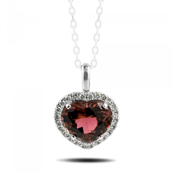 White gold pendant 