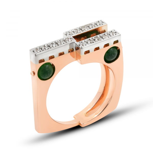 Gold Ring With Green Agate And Diamonds