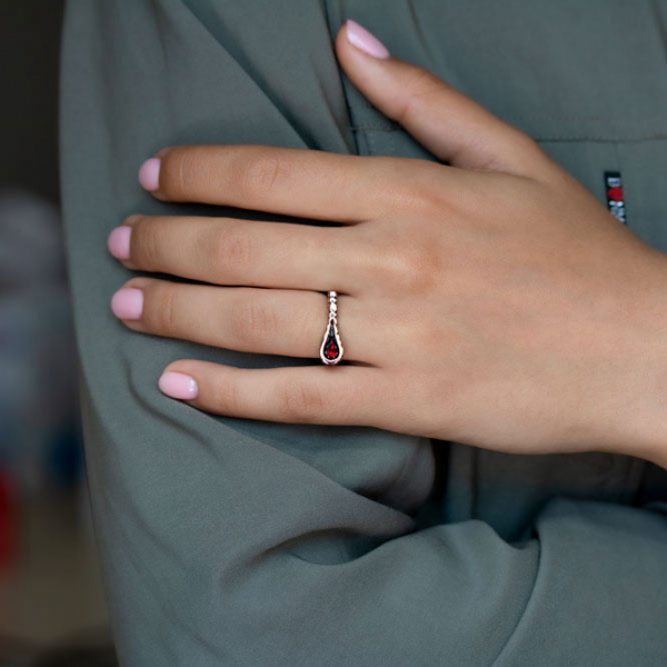 Gold Ring With Granat