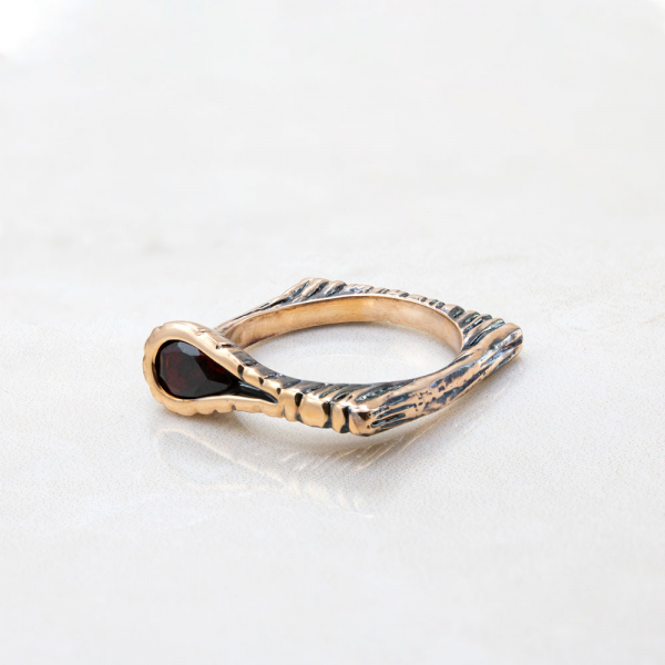 Gold Ring With Granat
