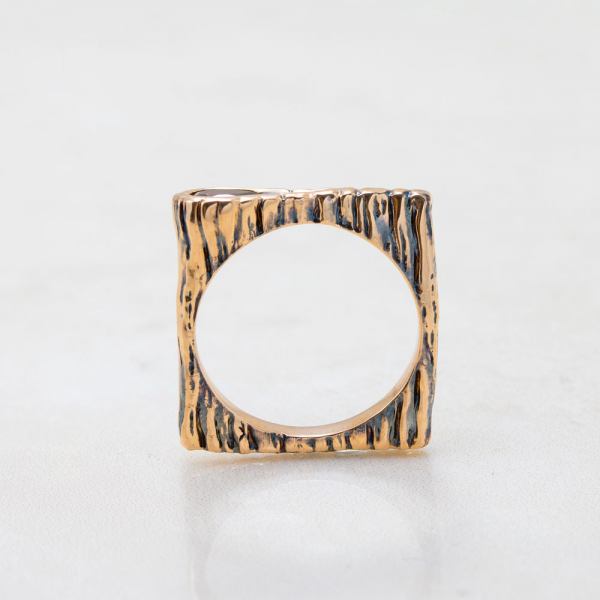 Gold Ring With Granat