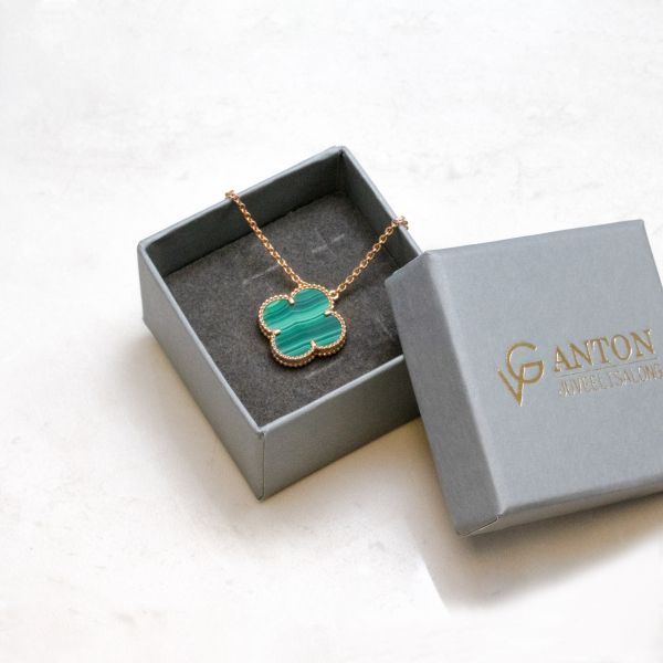 Gold Necklace With Malachite